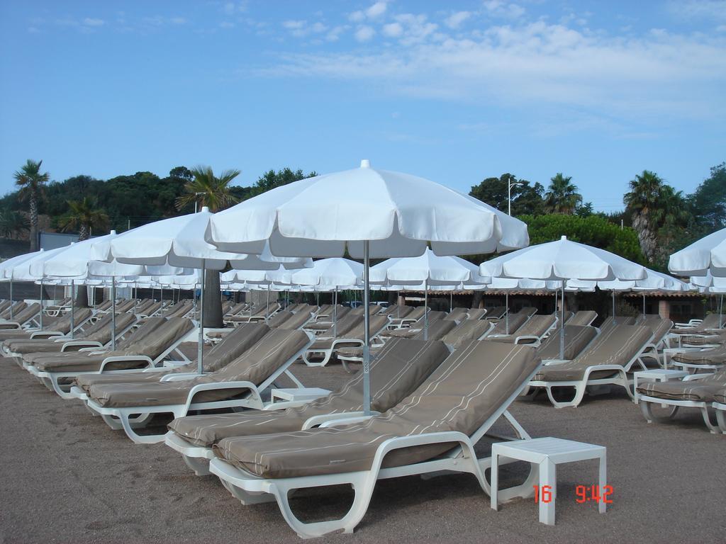 Agay Beach Hotel Saint-Raphael (Var) Exterior foto